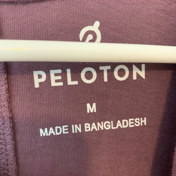 New with tags Women’s Peloton Tank - Picture 4 of 4